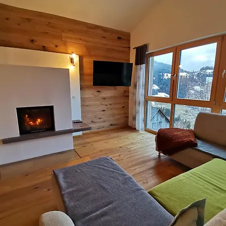 Chalet Leo