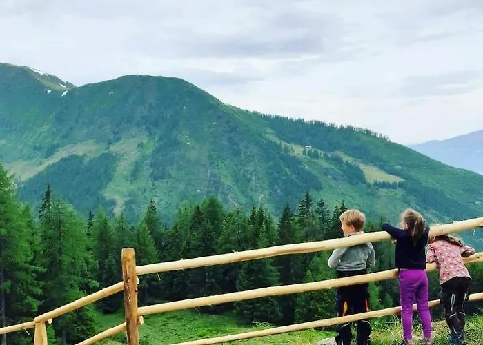 木屋 Leo Michaelerberg